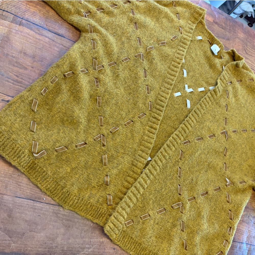 Anthropologie Akemi‎ + Kin Ribbon Sweater